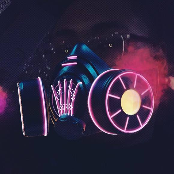 Meet your Posher, Ediberto - Picture 1 of 1